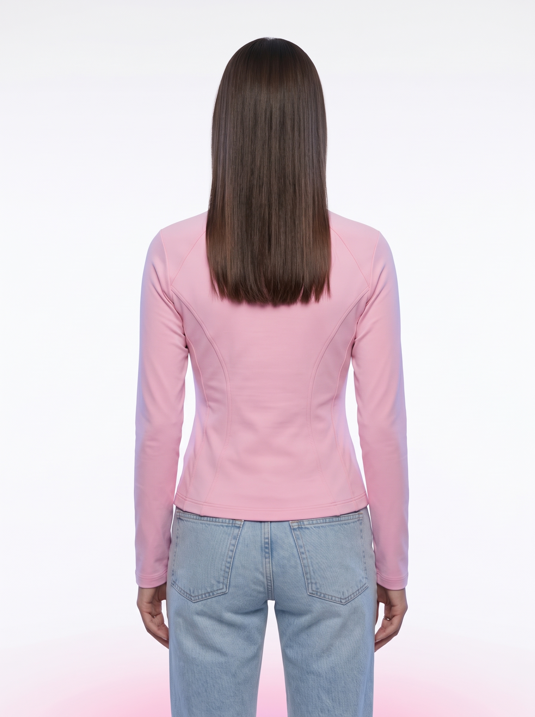 Woman wearing a pink Miravel jacket